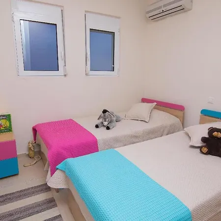 Holiday home Ferienhaus Fuer 6 Personen Ca 130 Qm In Gennadio, Dodekanes Rhodos