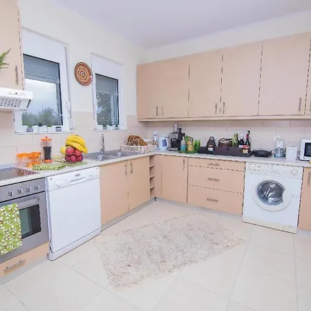 Ferienhaus Fuer 6 Personen Ca 130 Qm In Gennadio, Dodekanes Rhodos